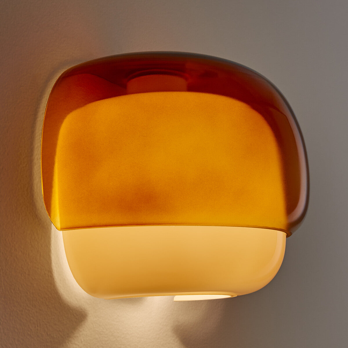 Sanae Modern Colorful Glass Shade Wall Sconce (4).webp__PID:6da6b919-7f0e-4c05-94c9-957eb7d75a88