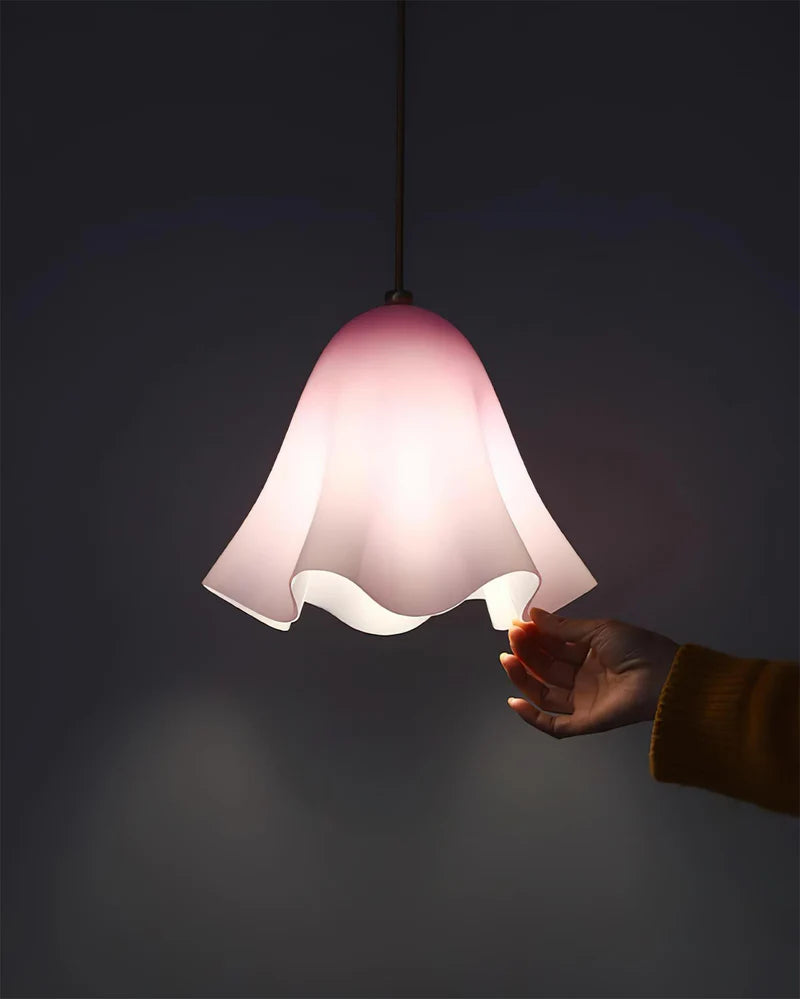 Juno Mid-Century Modern Seashell Glass Pendant Light (8).webp__PID:0ebbf863-00ba-4188-8f91-7d699363c8d1