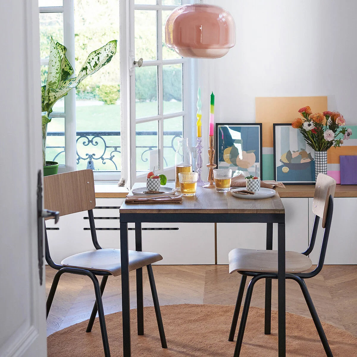 Sanae Nordic Round Colorful Glass Pendant Light (6).webp__PID:81e432b8-8eb1-4fc9-a087-592d2d78280c