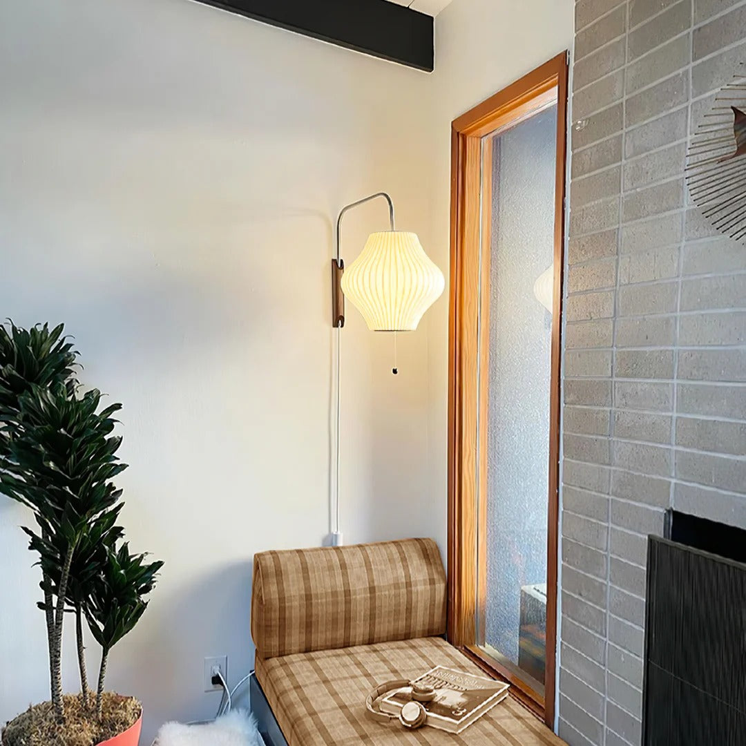 Owen Modern Ribbed Bubble Wall Sconce scene10.webp__PID:07056472-d0f9-4566-88b6-2623d2b9719c