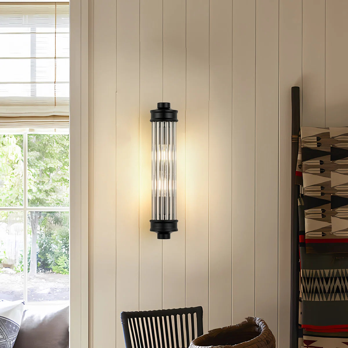 Paloma Modern Ribbed Glass Rod Cylindrical Wall Sconce (12).webp__PID:69ac23d4-c424-479c-9a3e-69385bd0eb0e