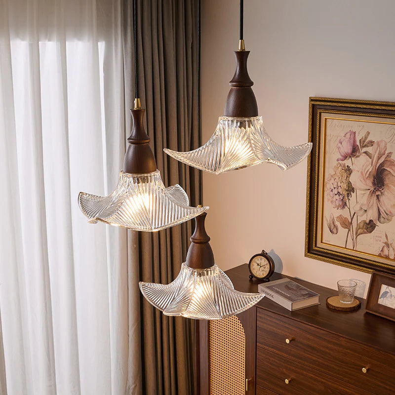 Adikia Modern Wood Artistic Glass Floral Pendant Light 1.webp__PID:4c3763a2-41ce-4887-bf18-5b5c6dc93a4d