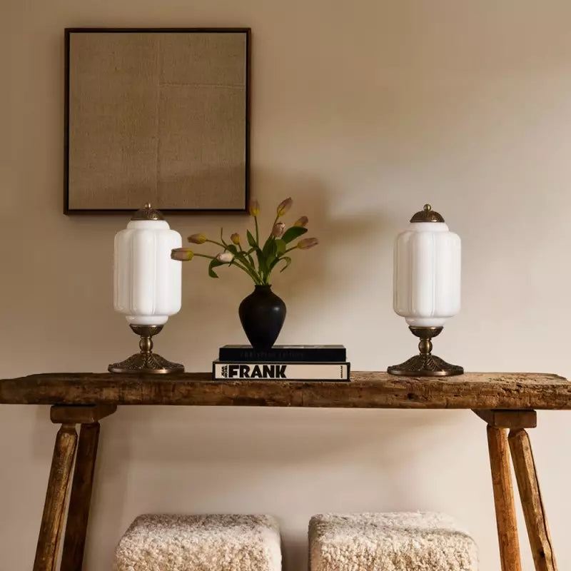 Eloise Vintage Cream Glass Table Lamp1-12.webp__PID:f5d52e10-1fe5-4b5d-be8d-7146c74fe535