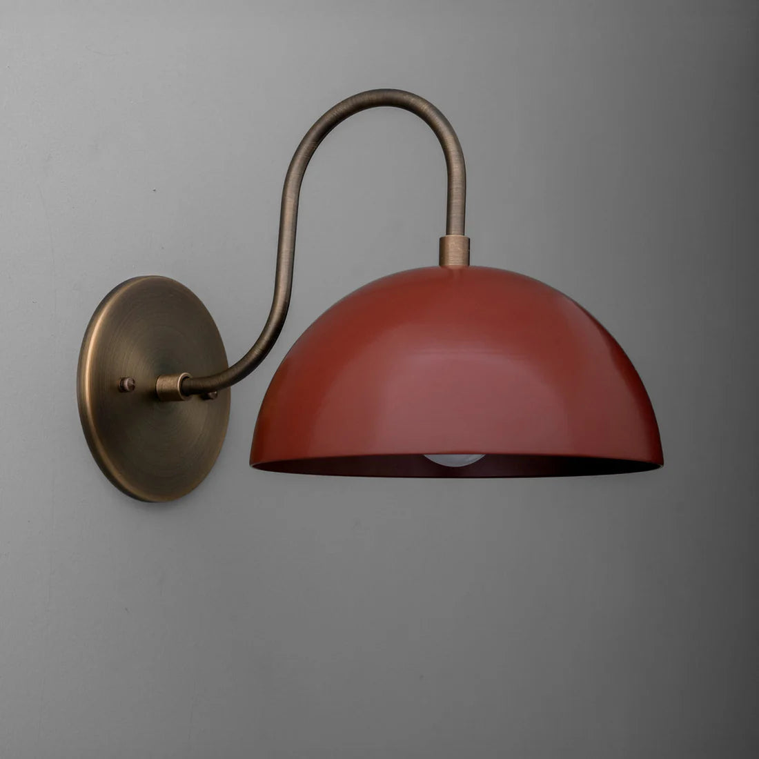 AntiqueBrassArmDomeShadeWallSconce-brass_7.webp__PID:5a66c971-9ecc-42d5-9453-c0cffe4eeb19